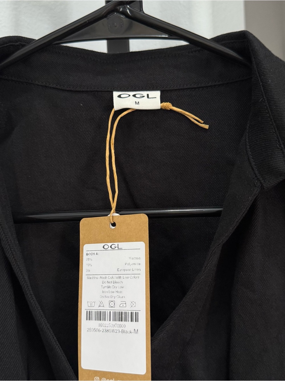 OGL Viscose-Linen Medium Collared V-neck Pleated Sleeveless Top Drawstring Black - Picture 3 of 4